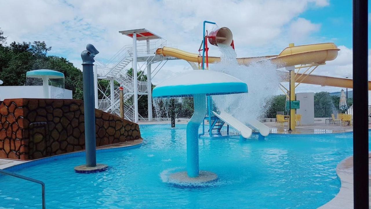 Resort Do Lago Apart Caldas Novas Eksteriør bilde